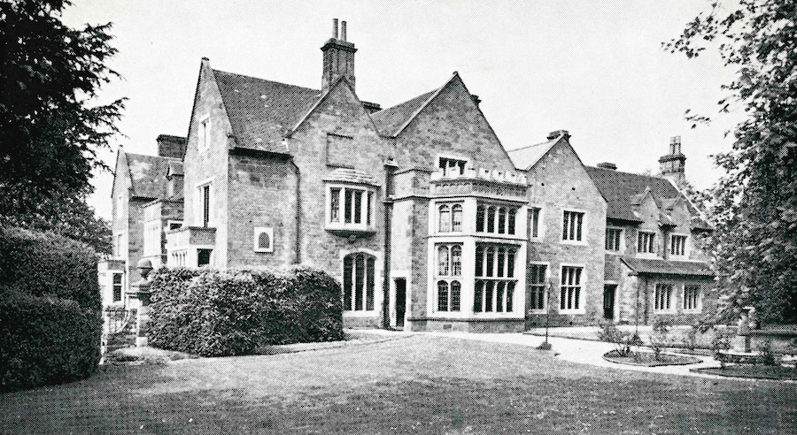 A black and white photo of Highgate House back in the 20s.